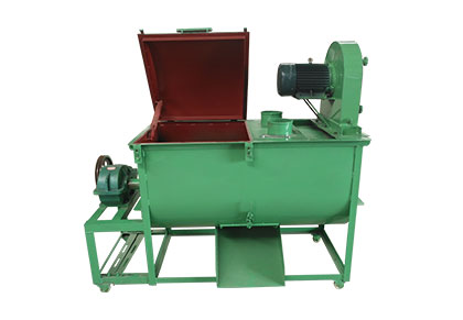 Crusher and Mixer for fish farming